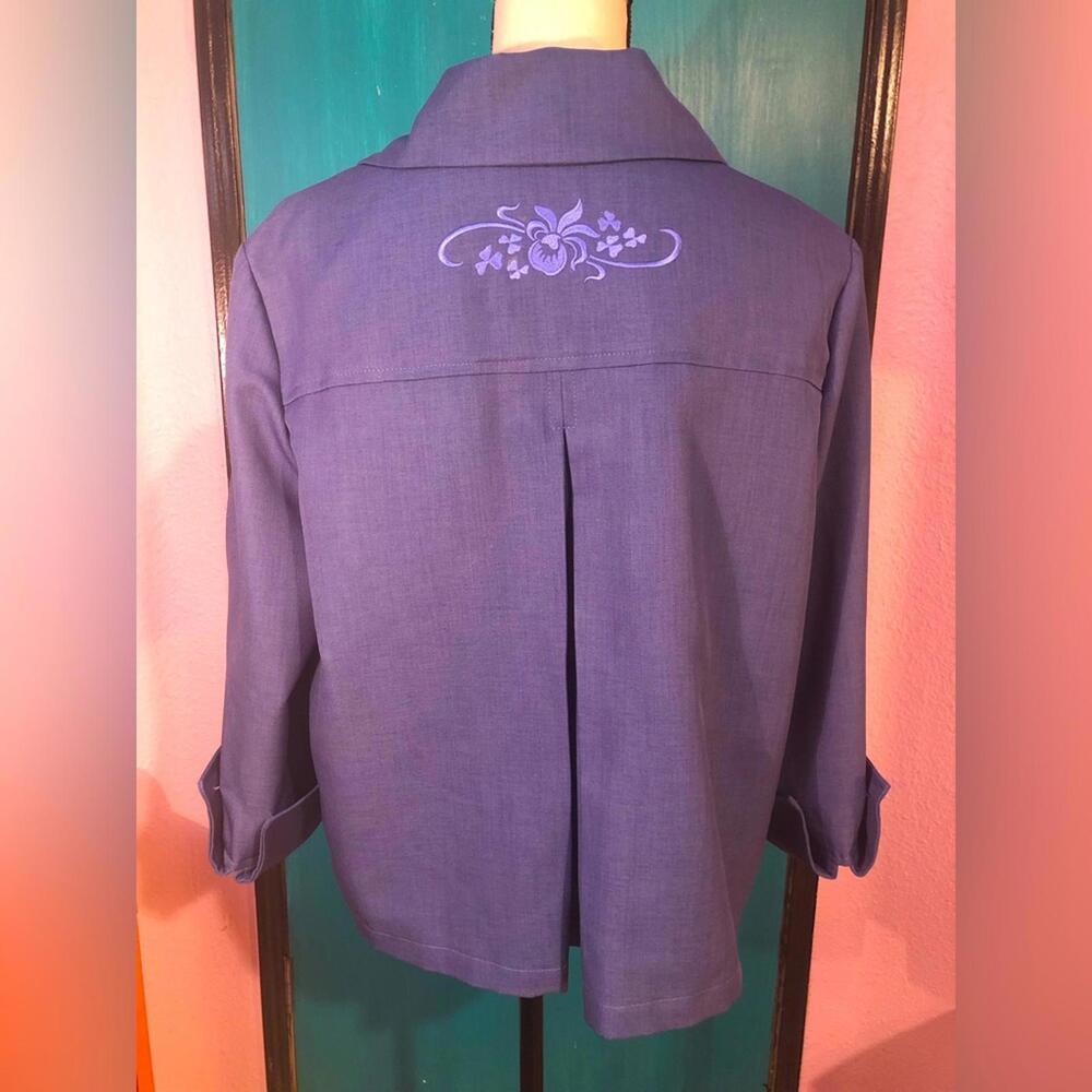 Vintage Embroidered 3/4 Sleeve Chunky Button Coat - Picture 5 of 9